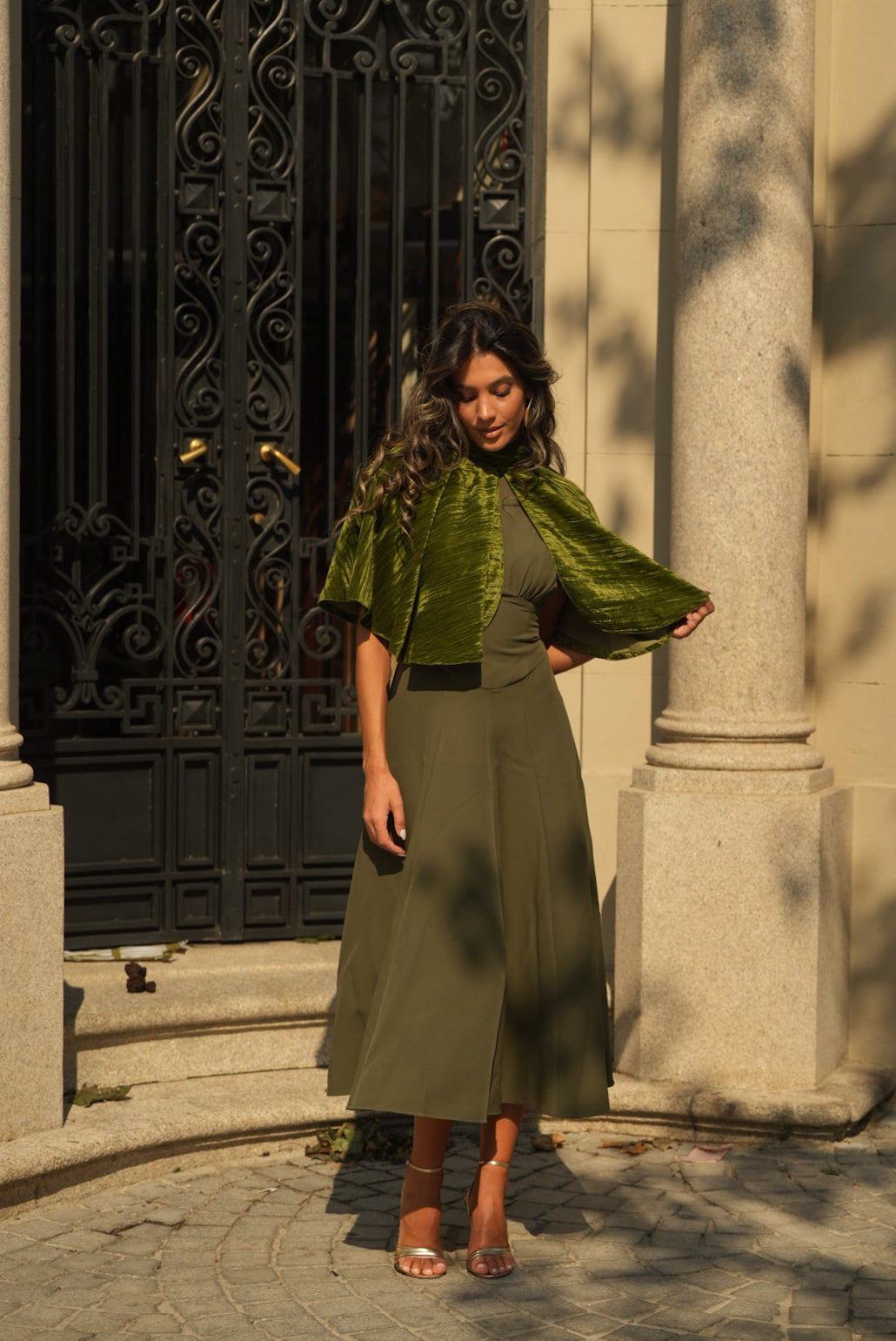 VESTIDO GENOVEVA VERDE KAKI