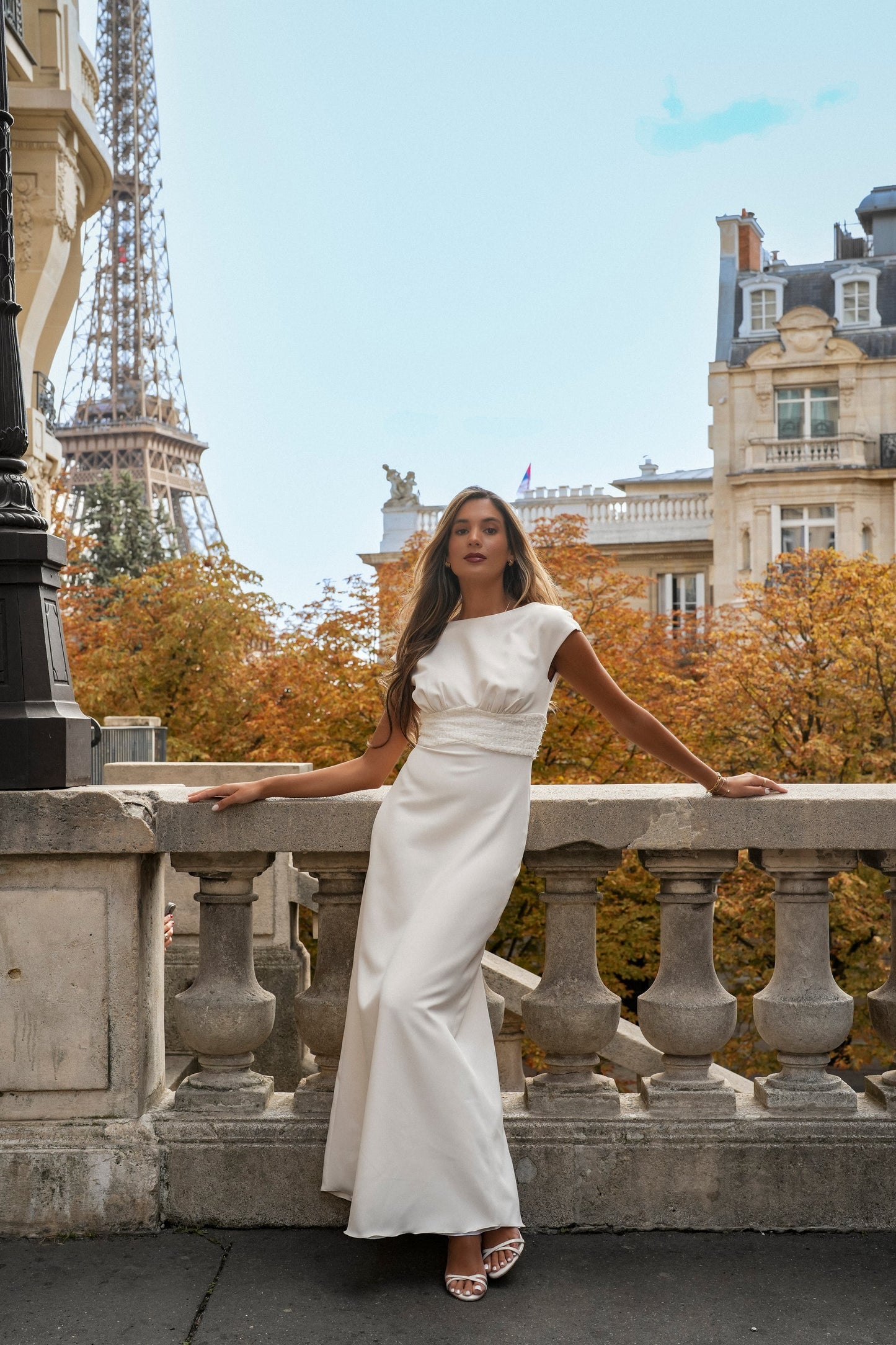 VESTIDO AURÉLIE BEIGE