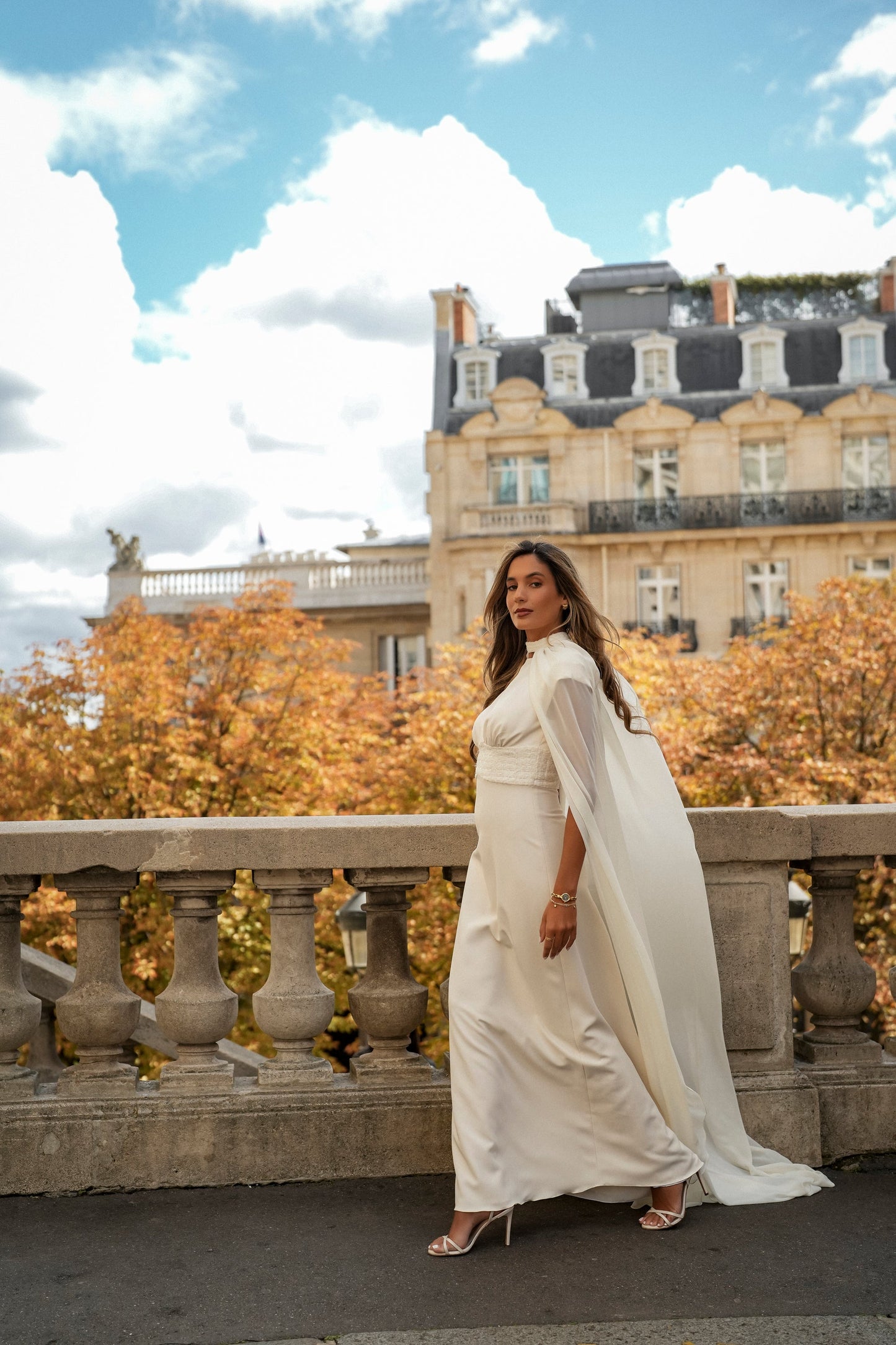 VESTIDO AURÉLIE BEIGE