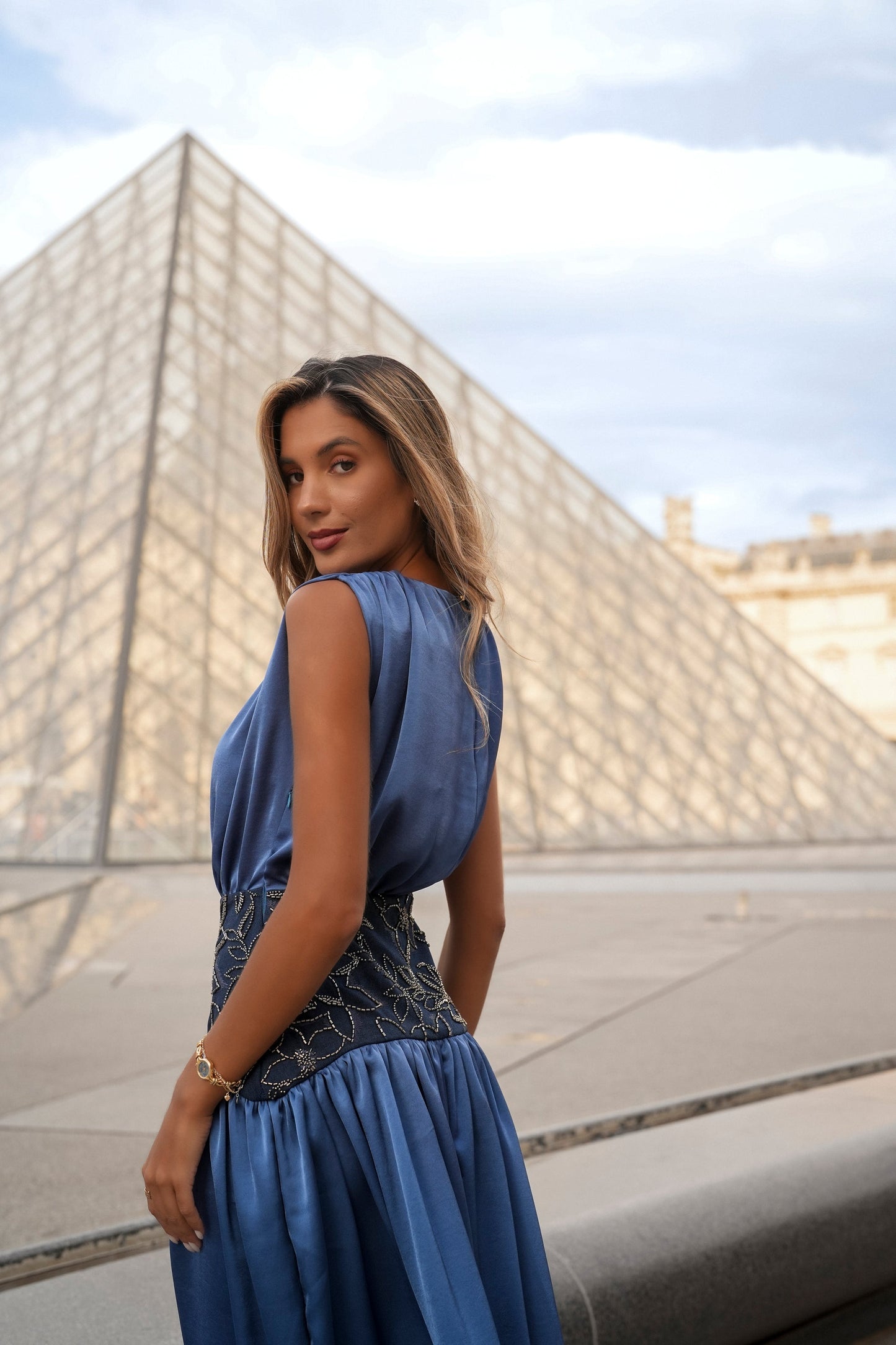 VESTIDO LOUVRE AZUL