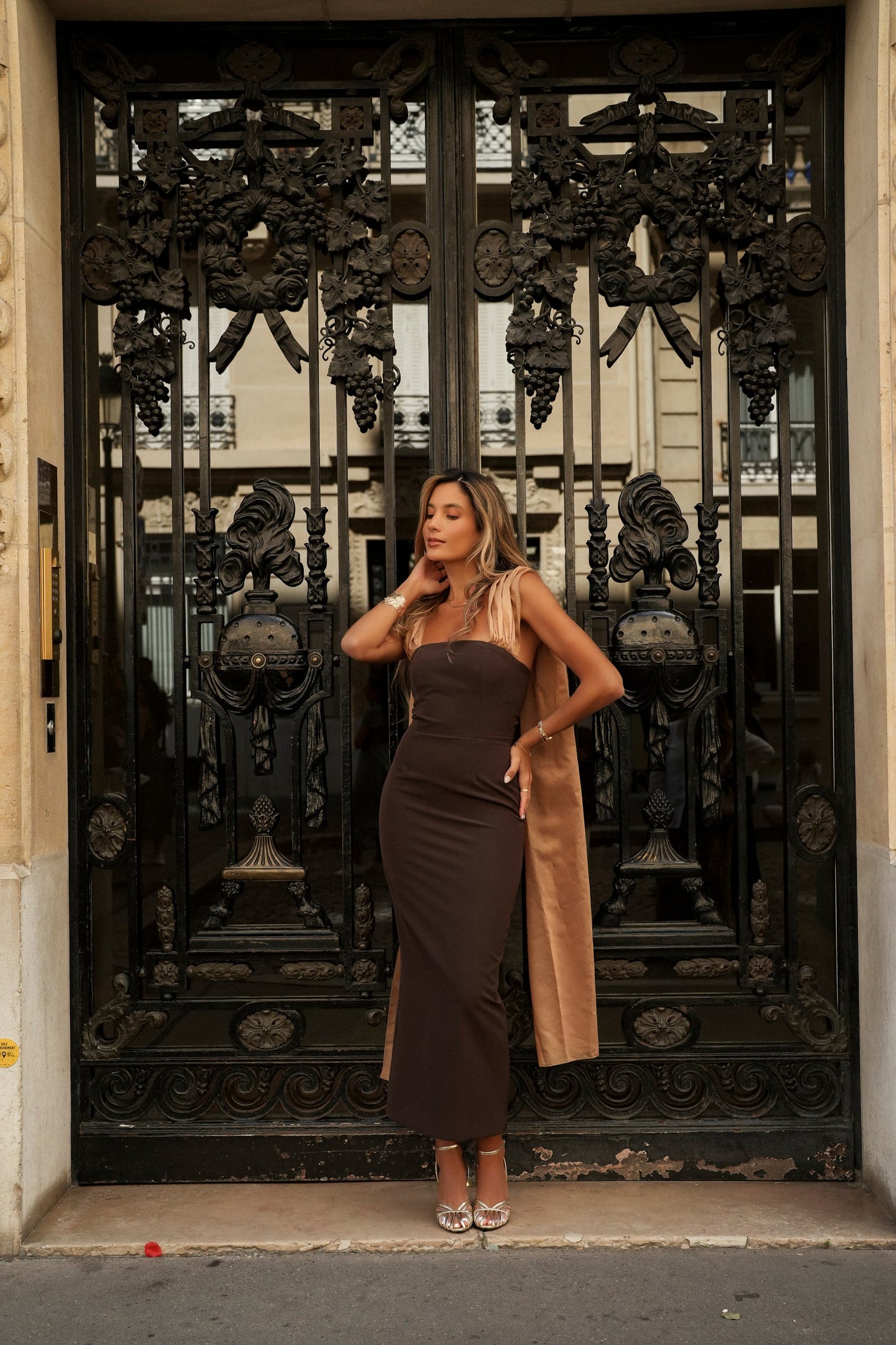 VESTIDO NICOLE MARRÓN CHOCOLATE