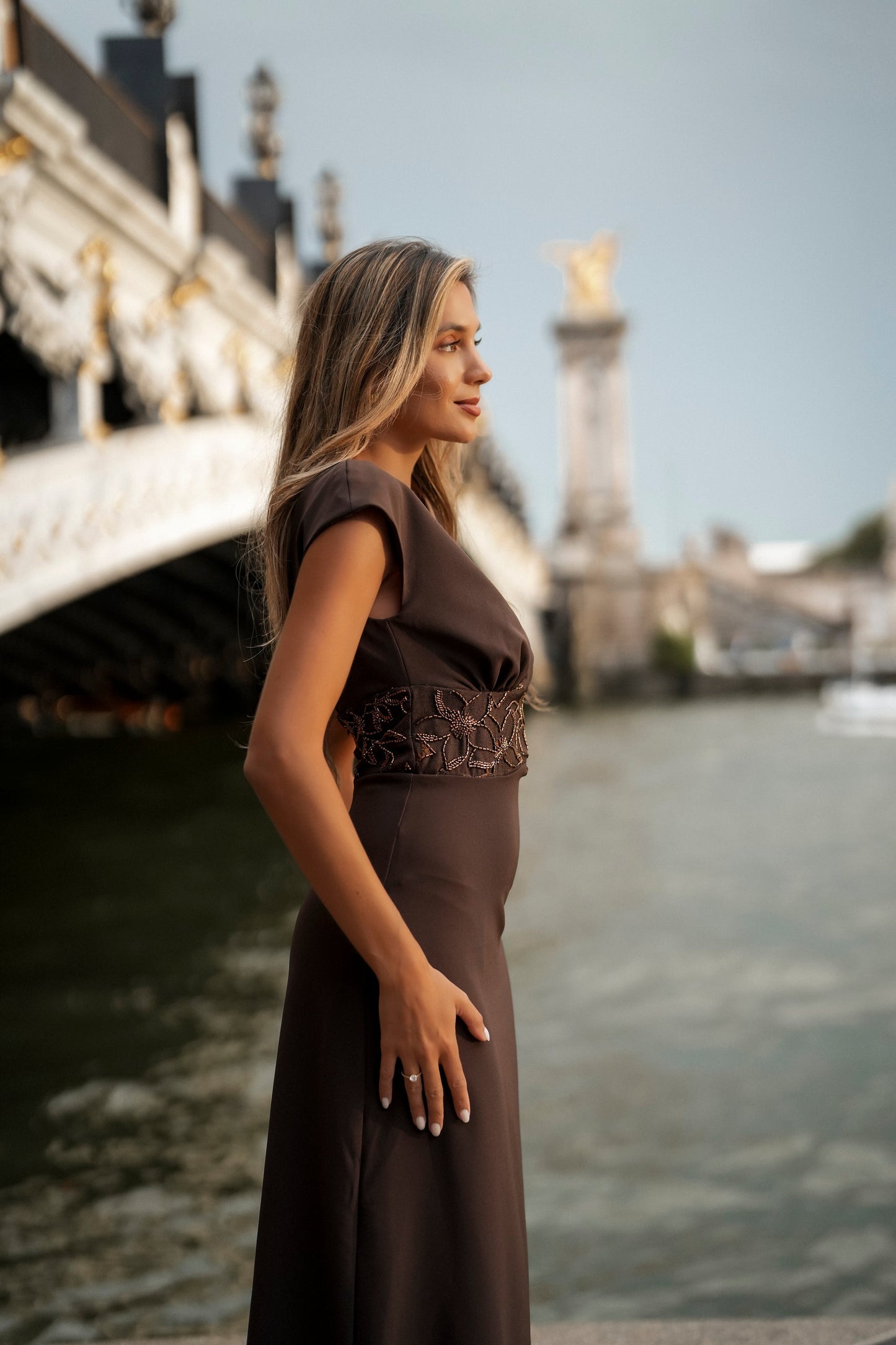 VESTIDO AURÉLIE MARRÓN