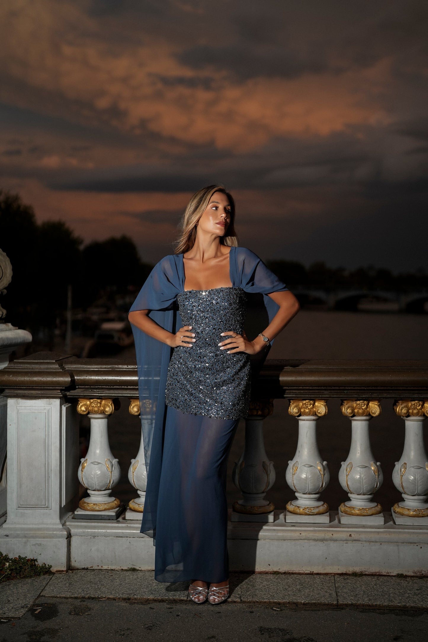 VESTIDO ISABELLA AZUL LENTEJUELAS